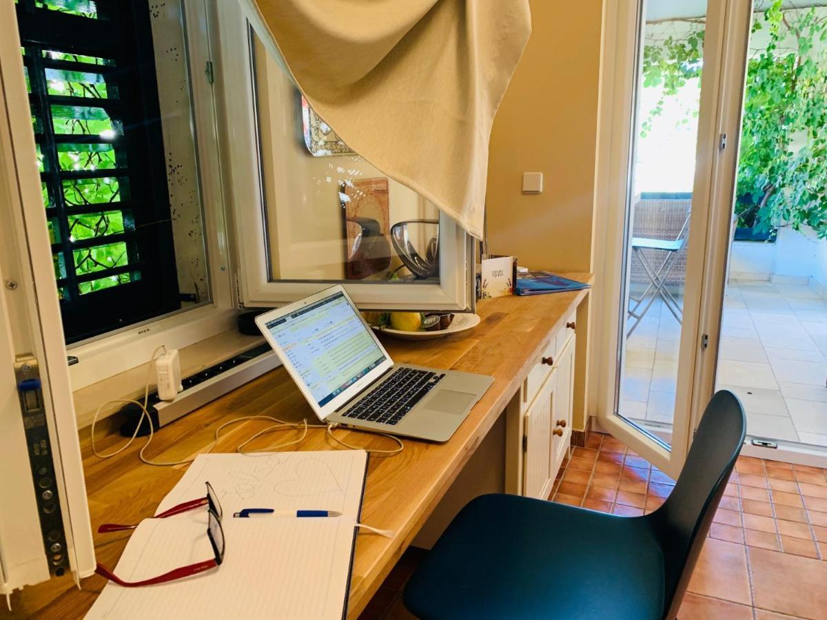 Apartment Cozy D&d